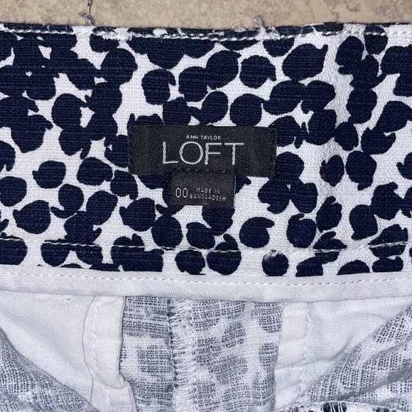 Ann Taylor Shorts - Picture 2 of 5